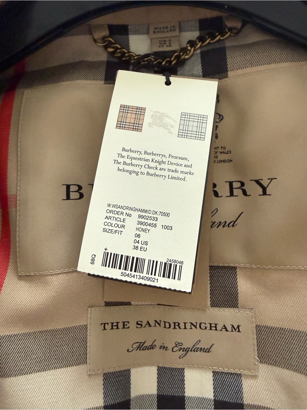 Burberry Khaki Double-Breasted medium length Trench Coat - Picture 6 of 6